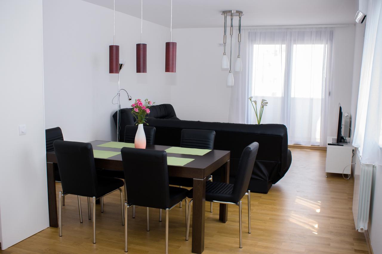 Botanical Garden Apartments 贝尔格莱德 外观 照片
