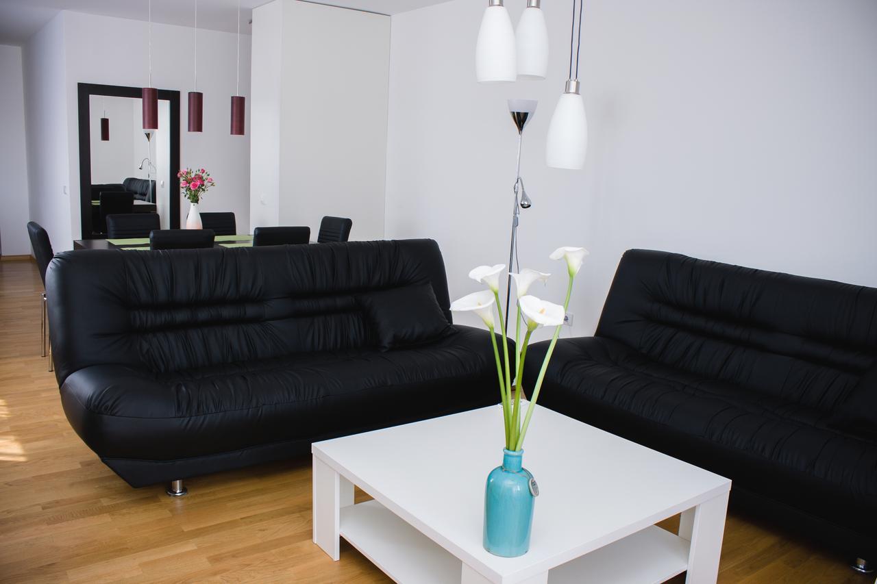 Botanical Garden Apartments 贝尔格莱德 外观 照片